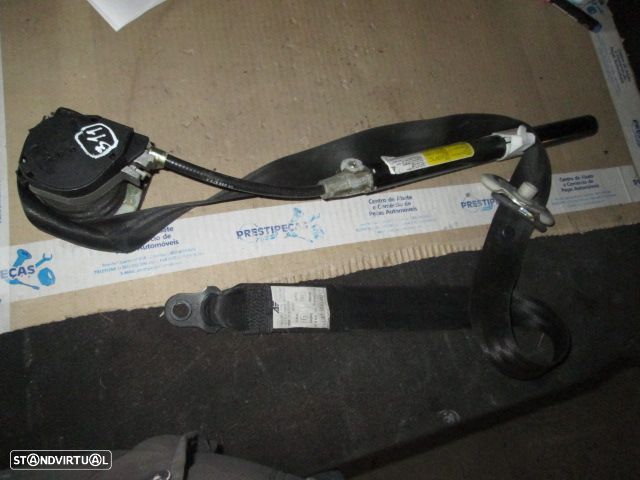 Pre-Tensor 1M21 611B08 AAYYDS FORD GALAXY 2001 FD - 2