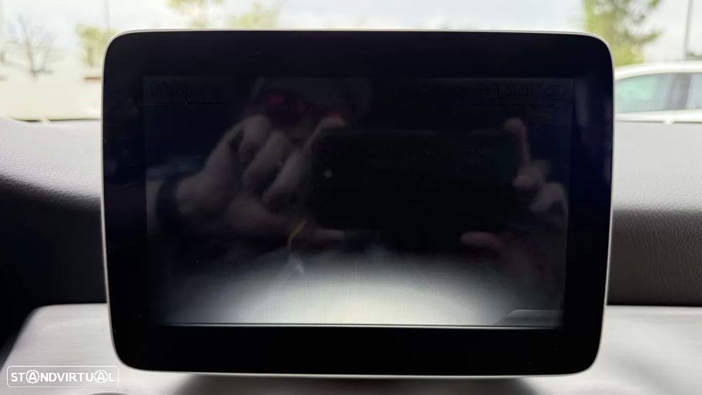 Mercedes-Benz GLA 180 CDI AMG Line - 24