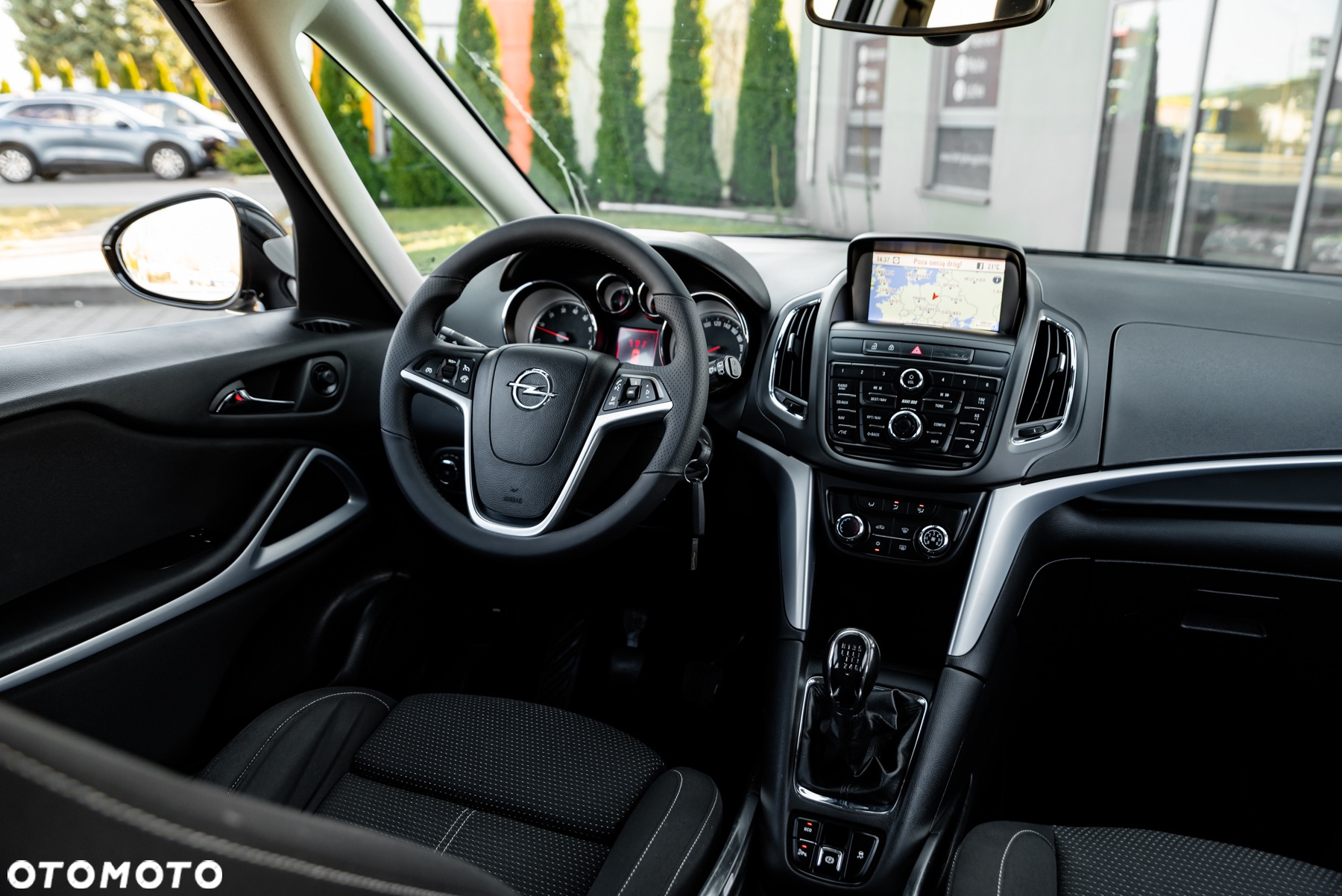 Opel Zafira Tourer 1.4 Turbo Business Edition - 32