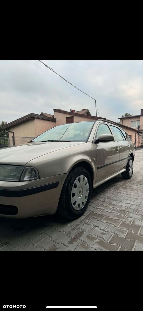 Skoda Octavia 1.9 TDI Tour - 12