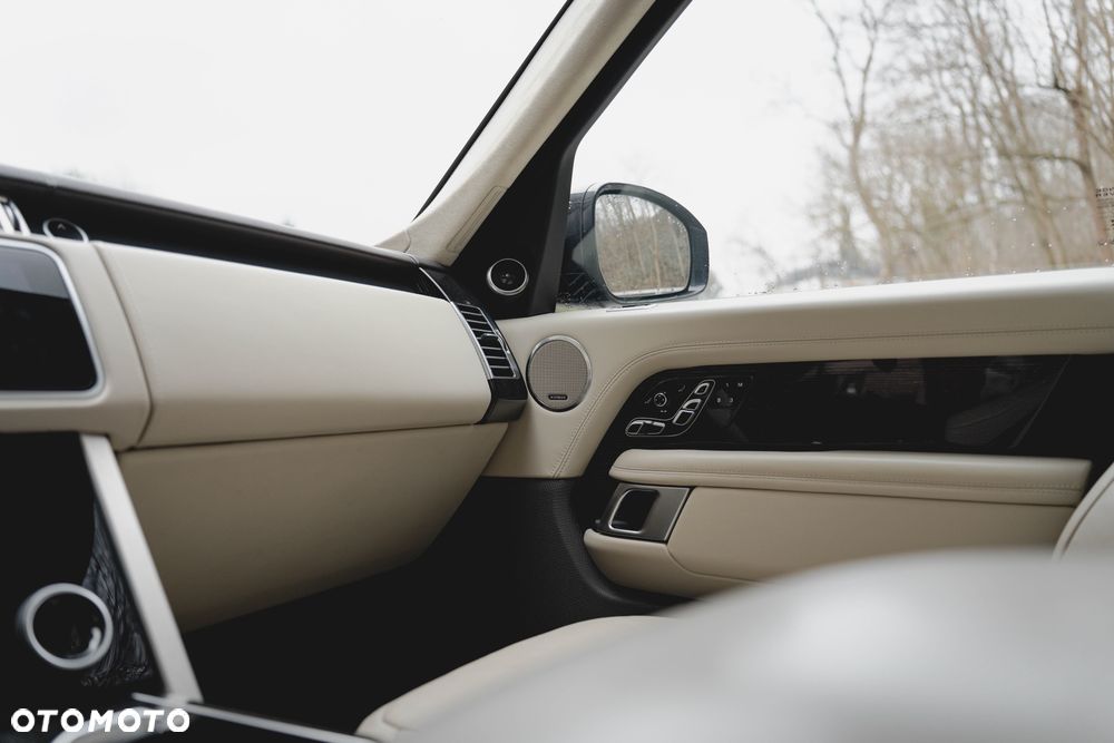 Land Rover Range Rover - 22