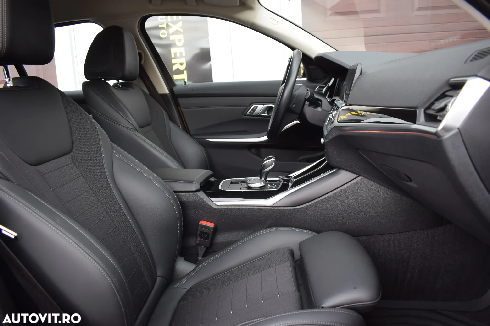 BMW Seria 3 320d Touring Aut. Sport Line - 13