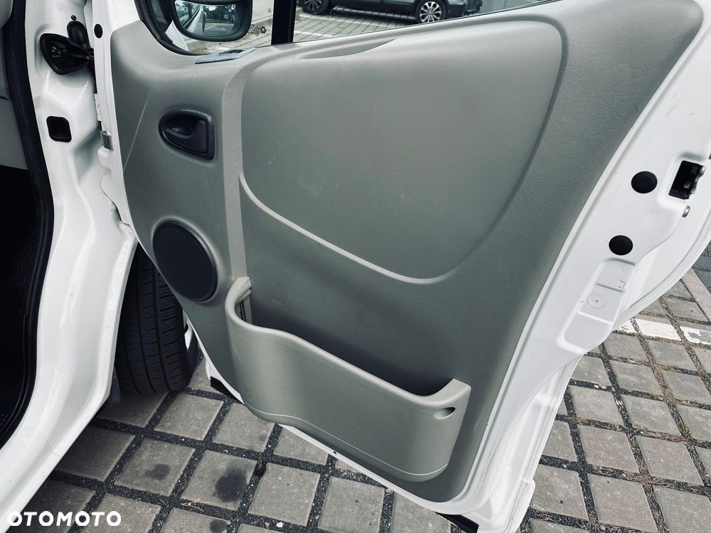 Renault Vivaro - 15