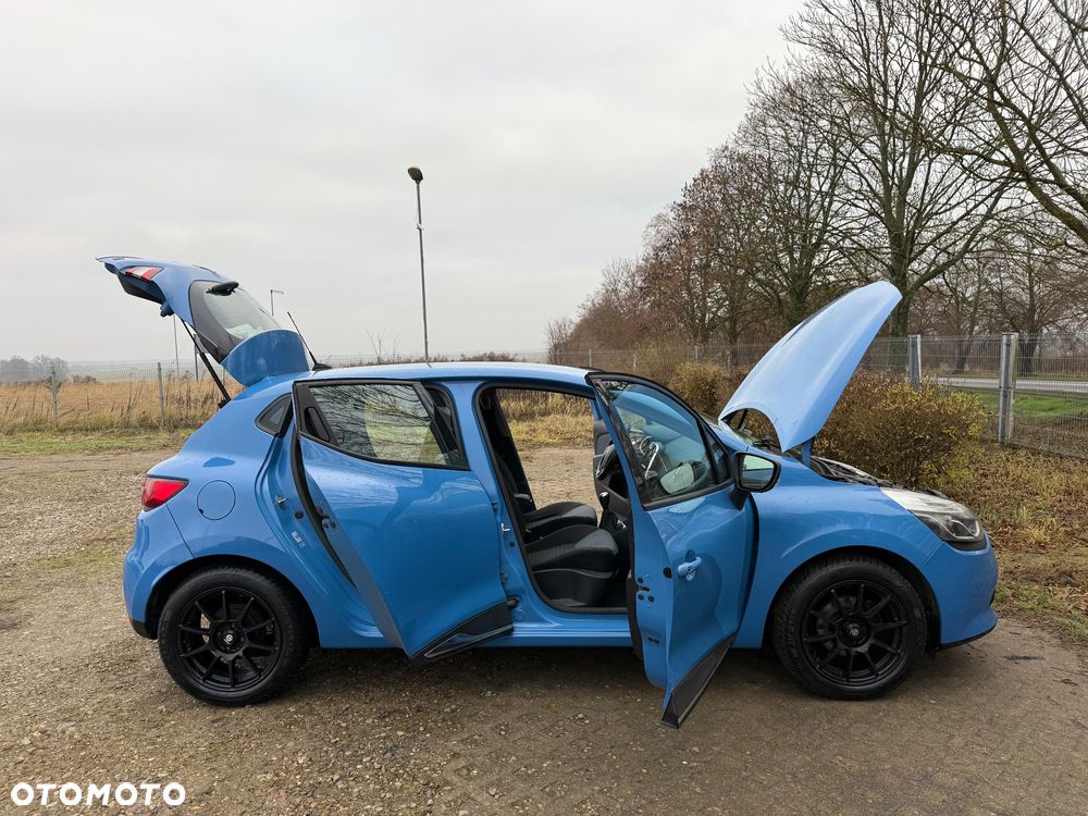 Renault Clio TCe 90 Paris - 18