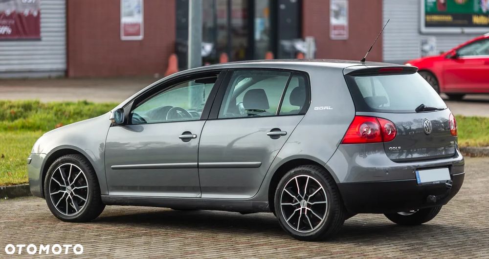 Volkswagen Golf 1.9 TDI Goal - 17