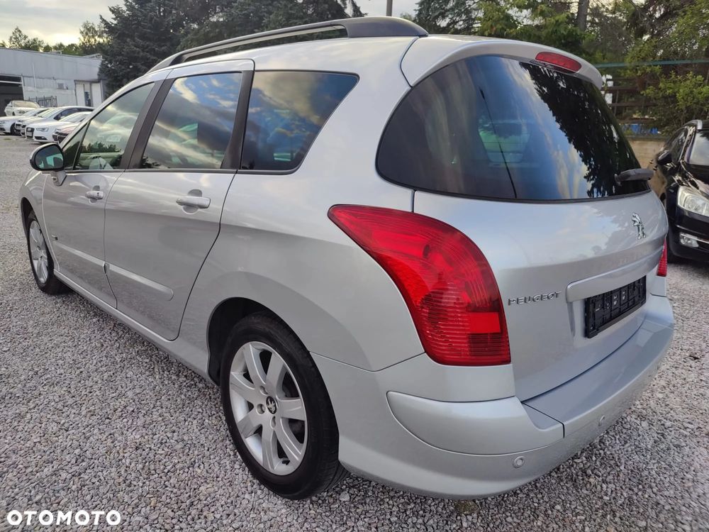 Peugeot 308 - 4
