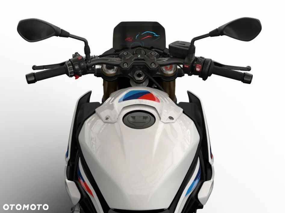 BMW S - 5