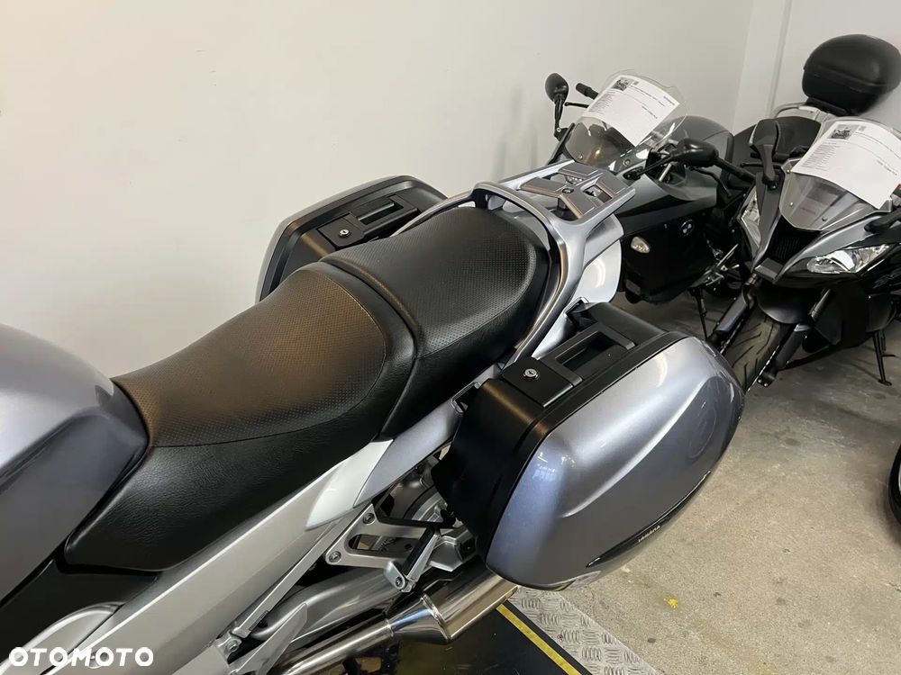 Yamaha FJR - 25