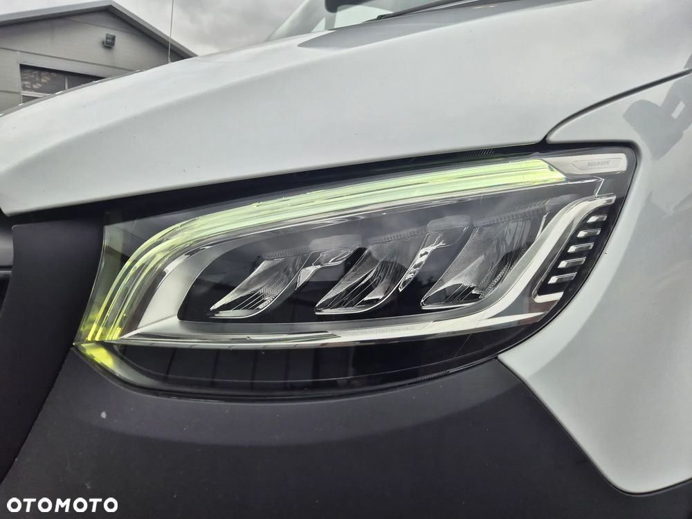 Mercedes-Benz SPRINTER 319 12EP JEGGER FULL LED 2023 DRZWI TYŁ KLIMATYZACJA WEBASTO PODUSZKI SALON PL BEZWYPADKOWY SERWISOWANY W ASO MB BEZ KLUCZYKOWY DOSTĘP - 20