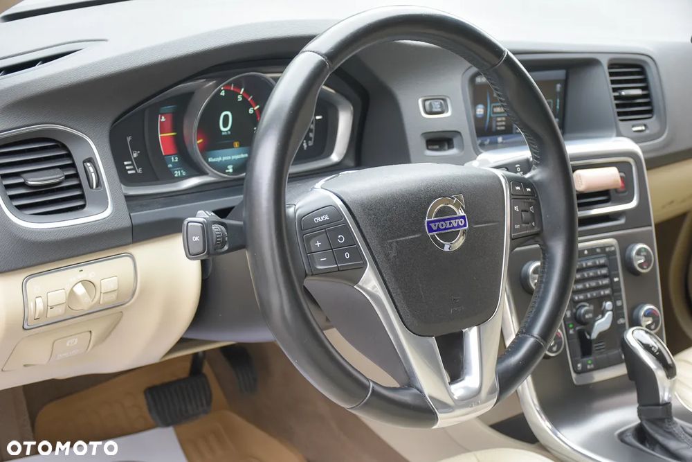 Volvo S60 2.5 T5 - 23