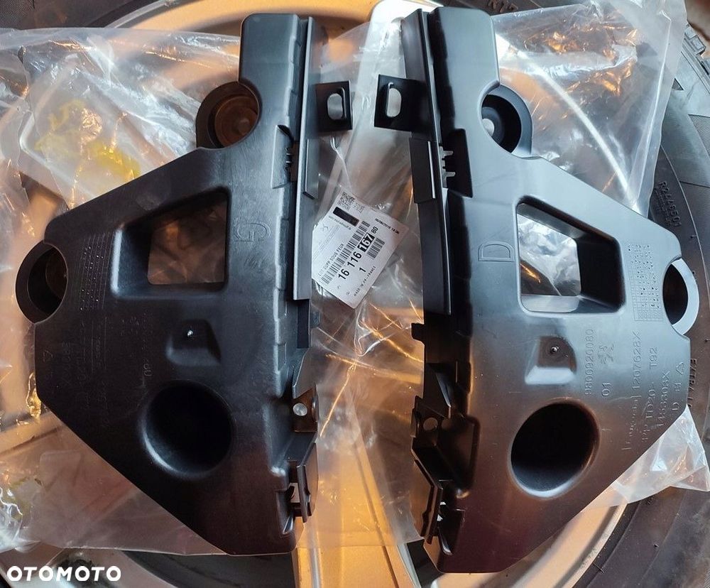 NOWY Ślizg wspornik zderzaka tył 1611616780 Peugeot 308 T9 SW - 1