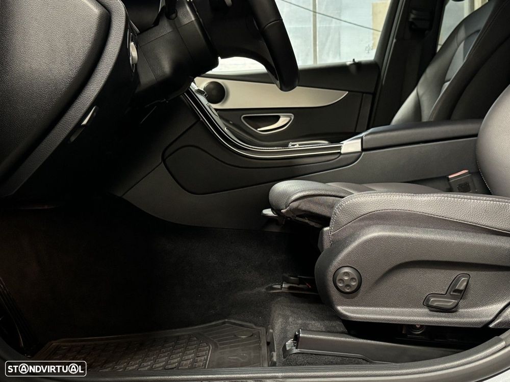 Mercedes-Benz GLC 300 de Coupé 4Matic - 43