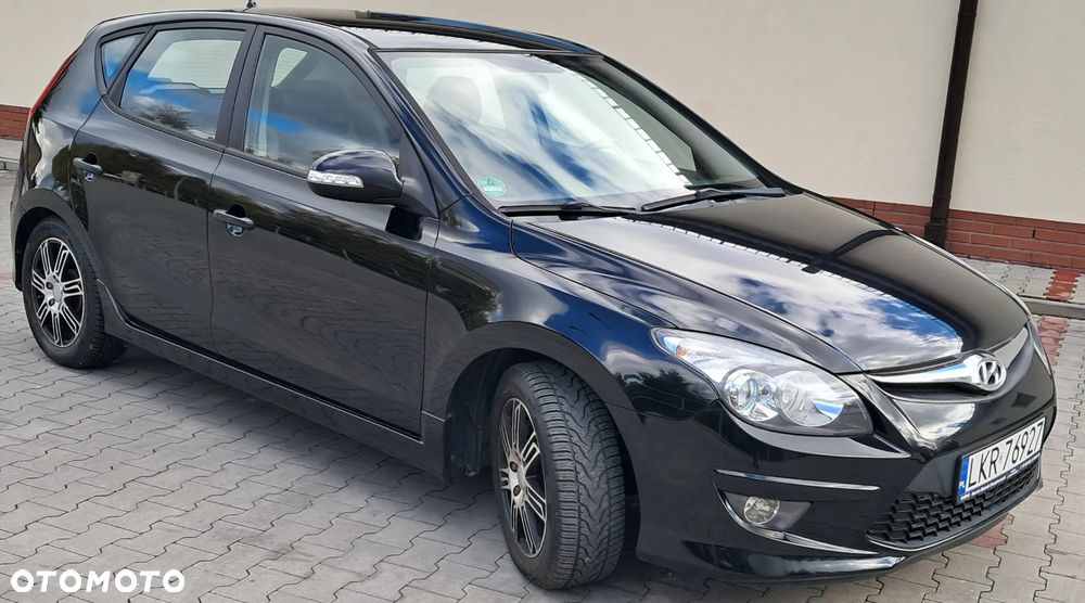Hyundai i30 1.4 FIFA WM Edition - 4