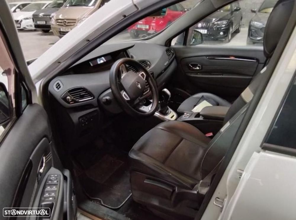 Renault Mégane Scénic - 4