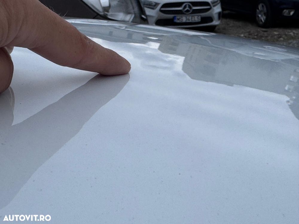 Dacia Duster 1.6 4x4 Laureate - 32