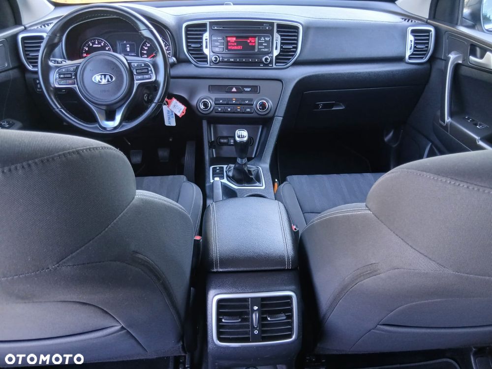 Kia Sportage 1.6 GDI 2WD Attract - 35
