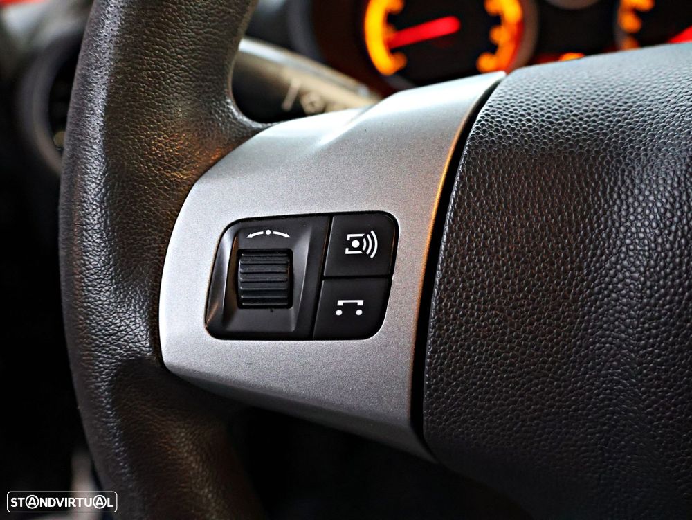 Opel Corsa 1.2 Enjoy - 44