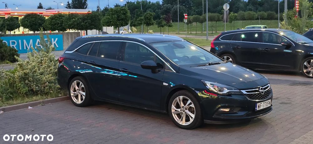 Opel Astra 1.6 CDTI Dynamic - 2