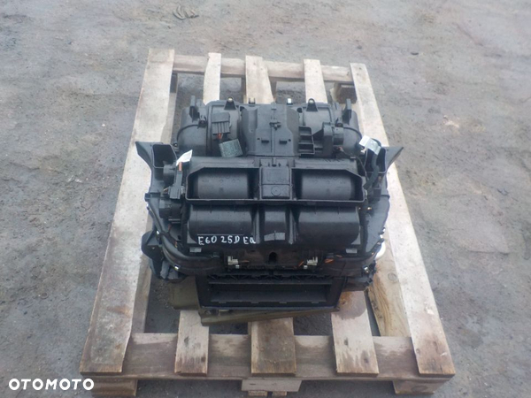 BMW 5 E60 E61 NAGRZEWNICA 6912213