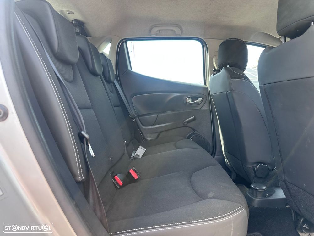 Renault Clio 1.5 dCi Confort - 11