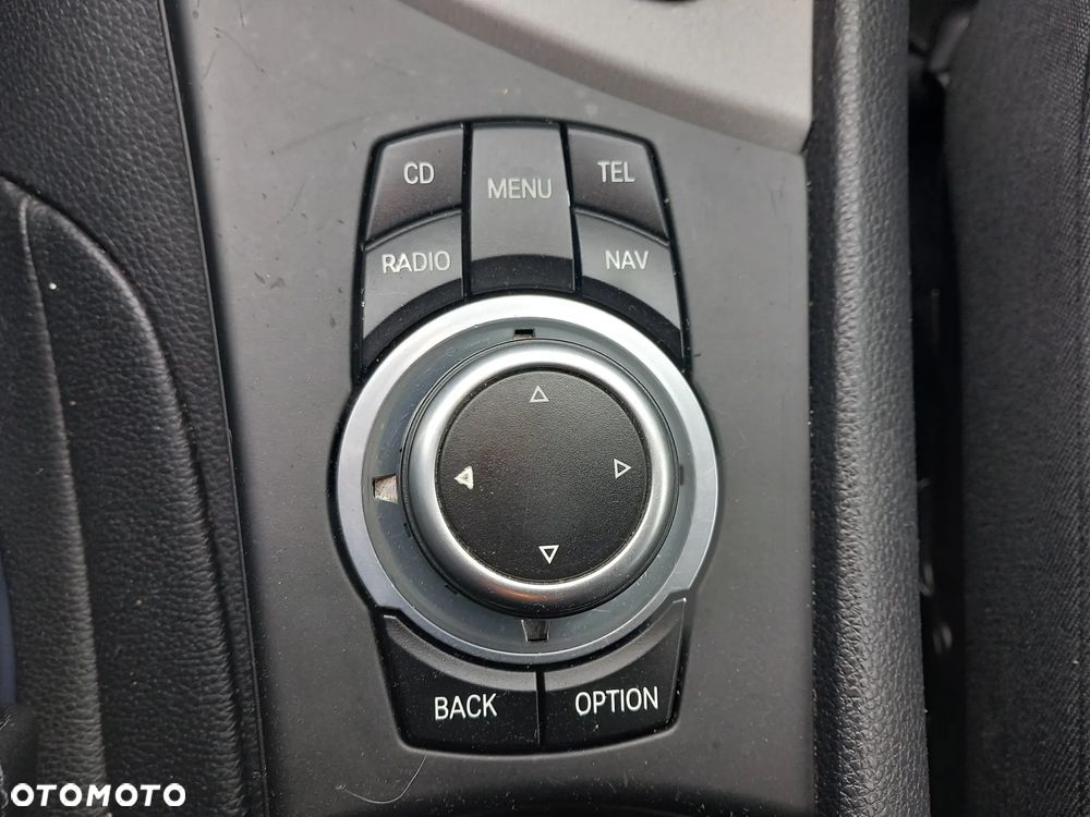 BMW Seria 1 116d - 23