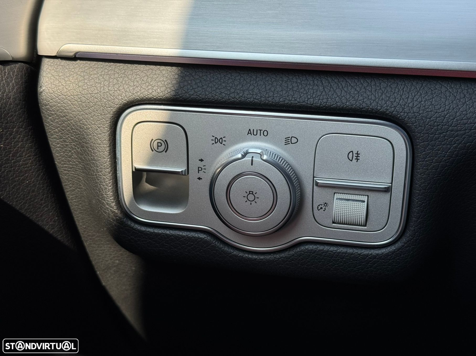 Mercedes-Benz GLE 300 d 4Matic - 34