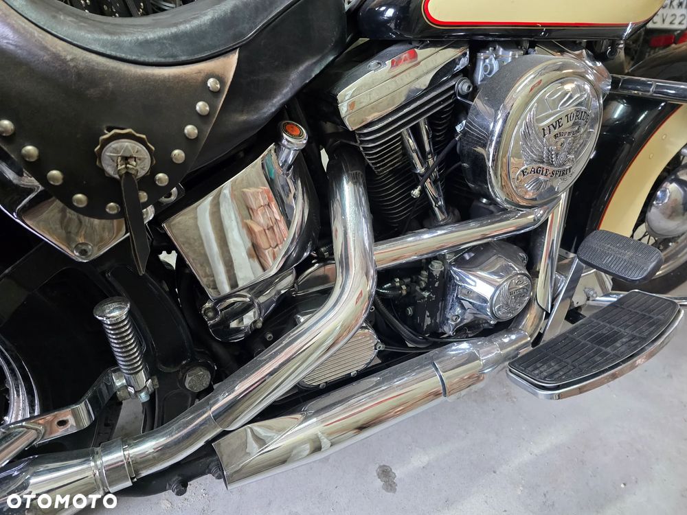 Harley-Davidson Softail Heritage Classic - 17