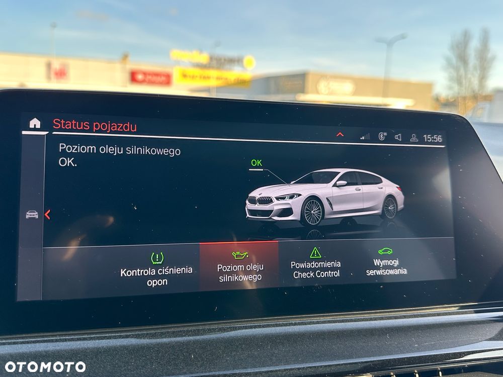 BMW Seria 8 M850i xDrive - 22