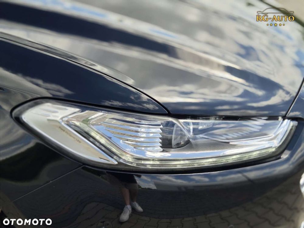 Ford Mondeo - 40