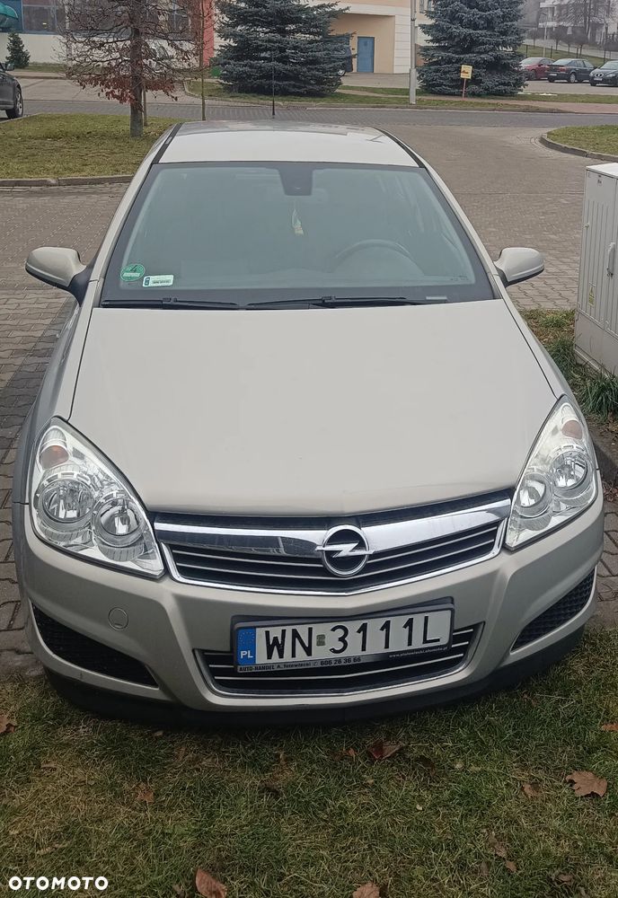 Opel Astra - 2