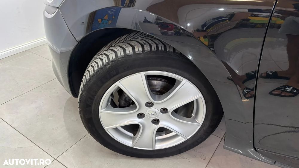 Renault Clio dCi 90 Dynamique - 10