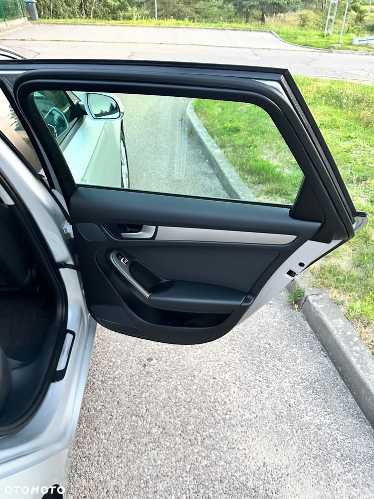 Audi A4 Avant 2.0 TDI DPF Attraction - 24