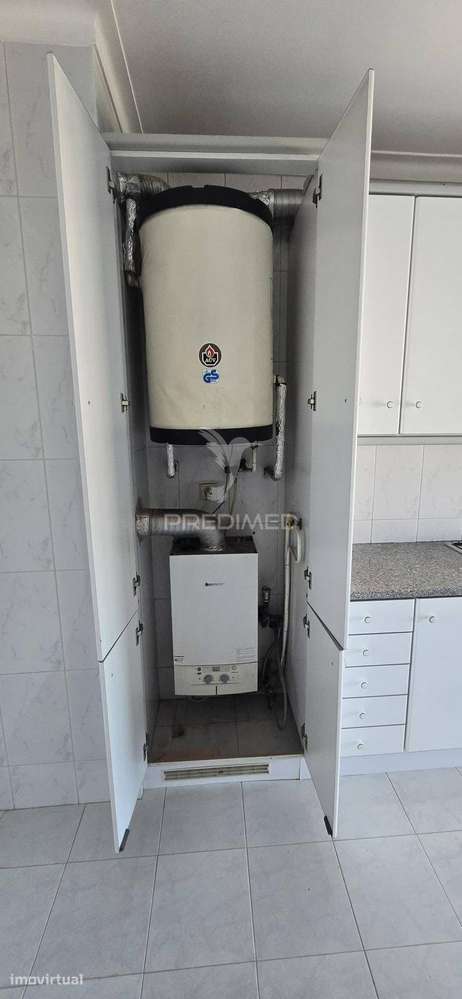 Apartamento T5 Duplex com 211 m² no coração da cidade de Braga - Grande imagem: 2/24