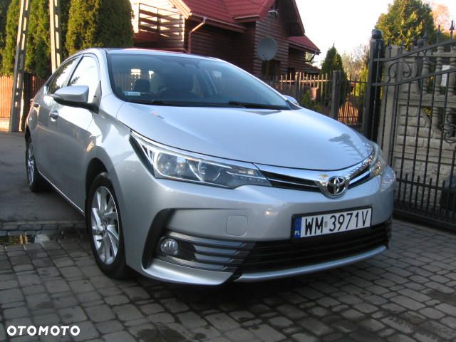 Toyota Corolla 1.6 Premium - 1