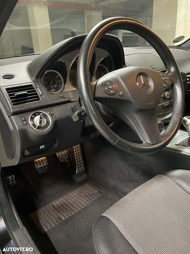 Mercedes-Benz C 180 CGI BlueEfficiency T-modell EU5 - 6