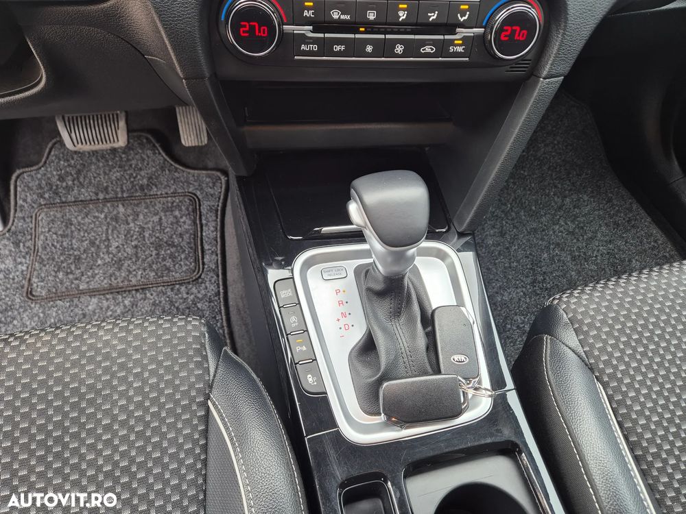 Kia XCeed 1.6 CRDi Eco-Dynamics+(48V Mild-Hybrid) DCT7 SPIRIT - 17