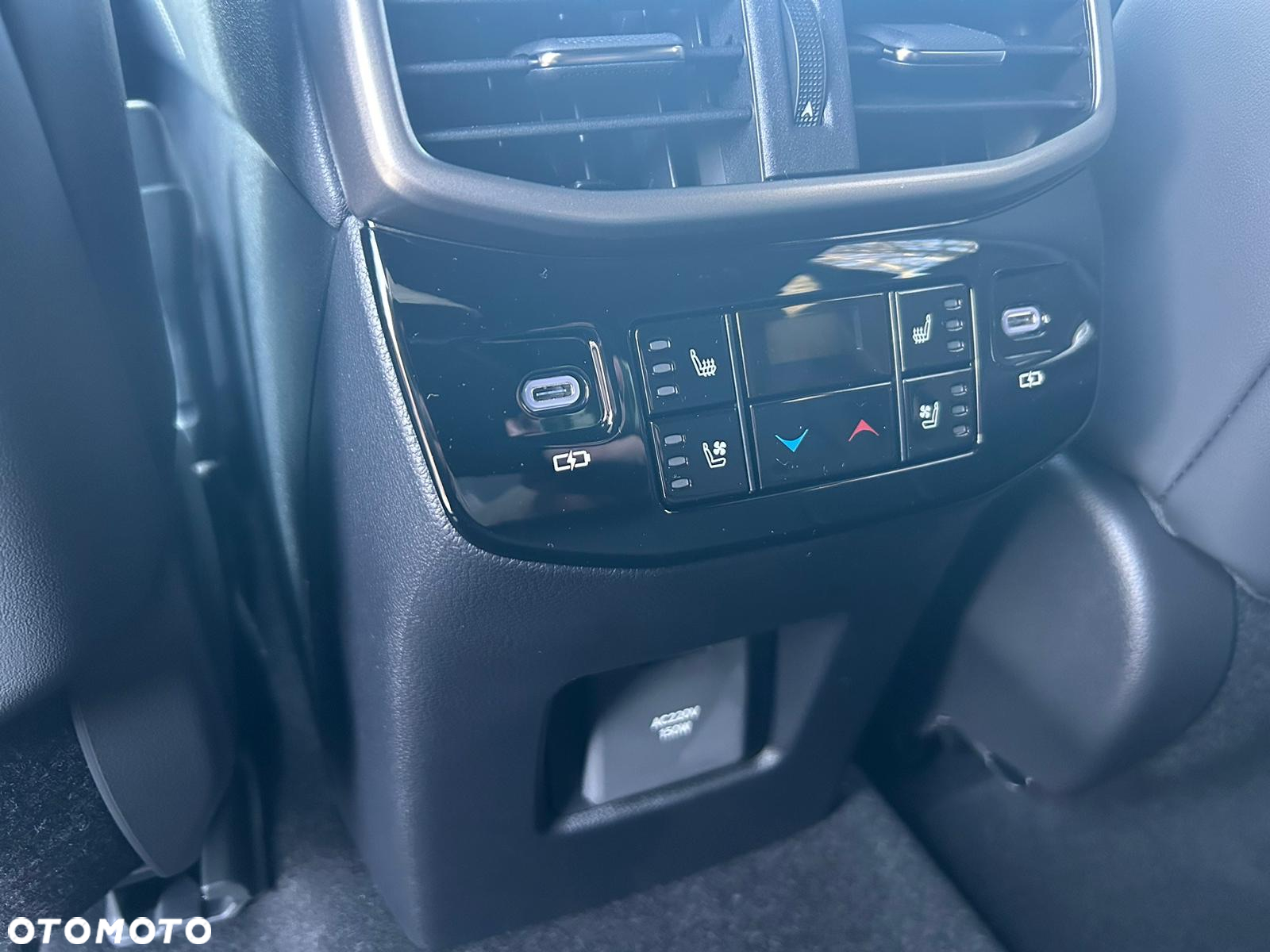 Lexus RX 500h F Sport - 15