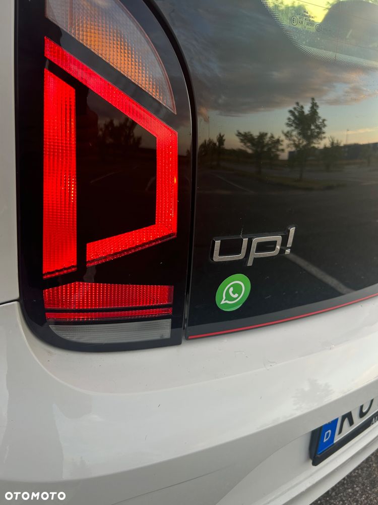 Volkswagen up! - 22