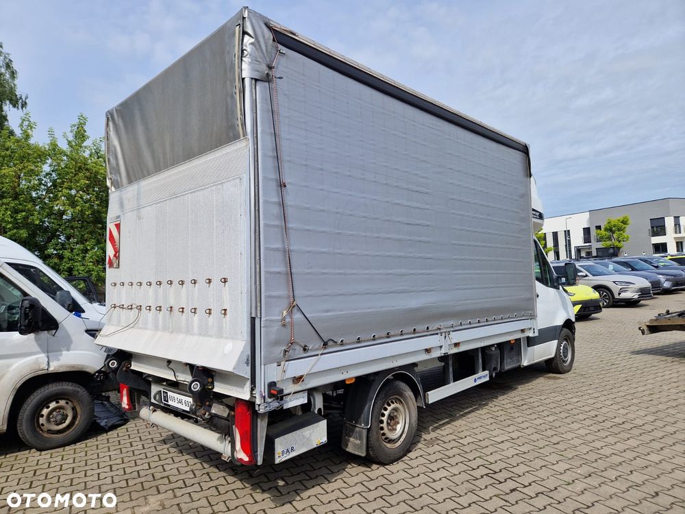 Mercedes-Benz Sprinter 317 - 4