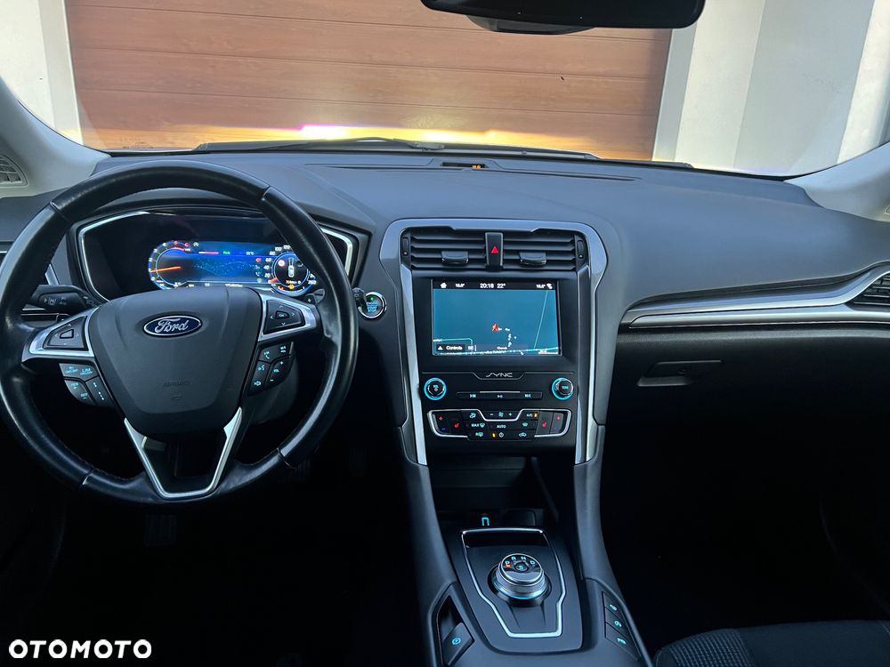 Ford Mondeo 2.0 EcoBlue Titanium - 34