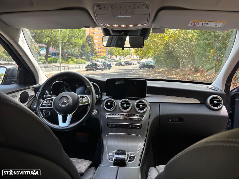 Mercedes-Benz C 300 BlueTEC Hybrid - 16