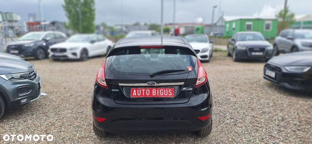 Ford Fiesta - 8