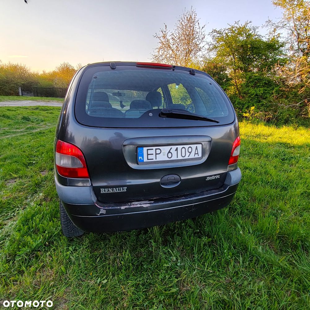 Renault Scenic 1.6 16V EXpression - 5