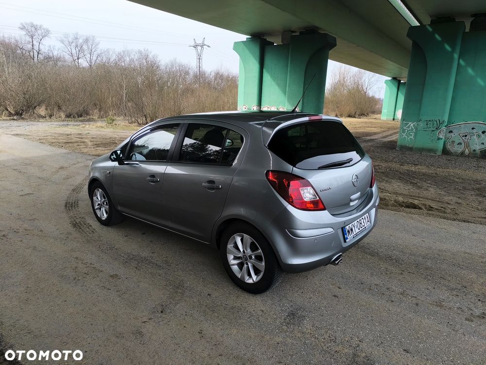 Opel Corsa 1.4 16V Energy - 6