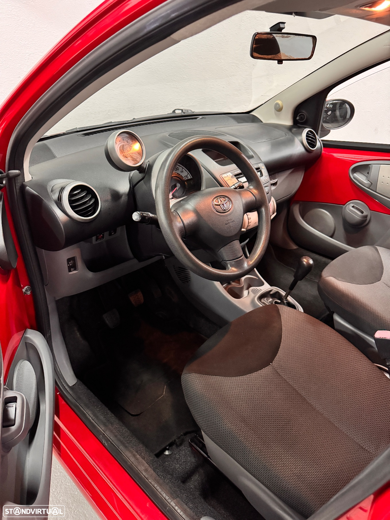 Toyota Aygo 1.0 + AC - 7