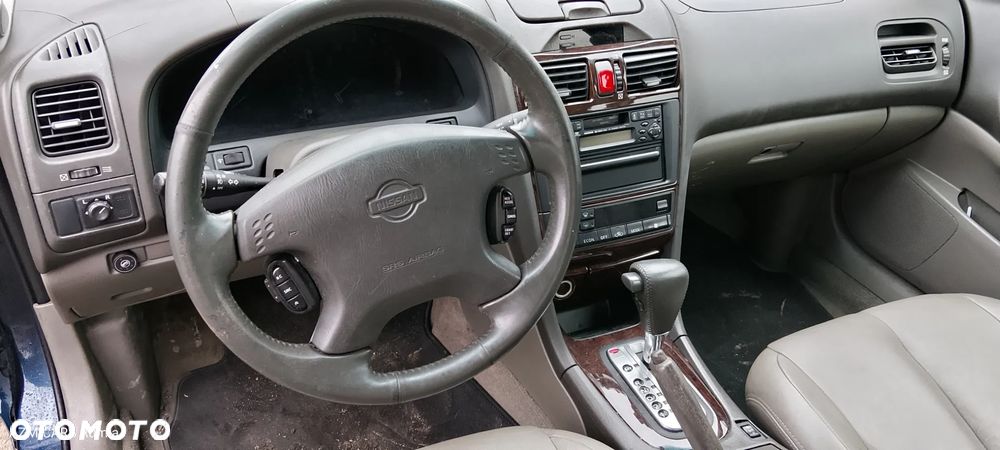NISSAN MAXIMA 3.0 V6 200KM - 7