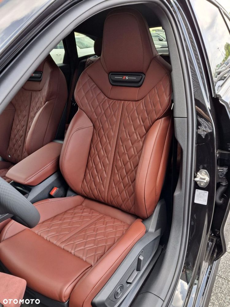Audi S5 Avant - 11