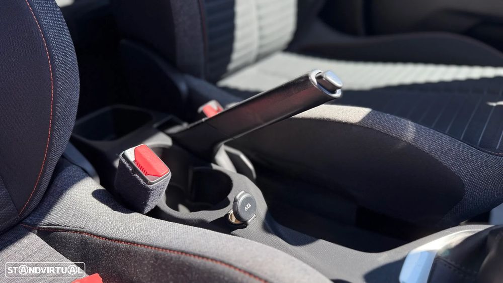 Peugeot 2008 PureTech 130 Active Pack - 21