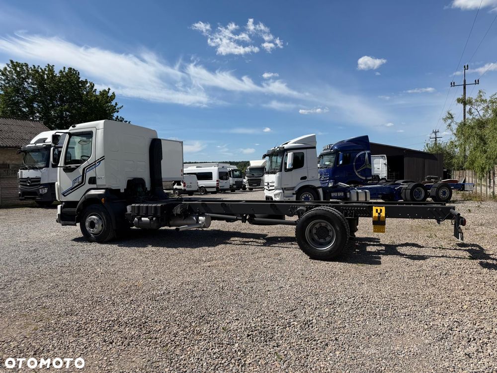 Volvo FL 240 / Rama do zabudowy / DMC 16 000 kg. / - 19