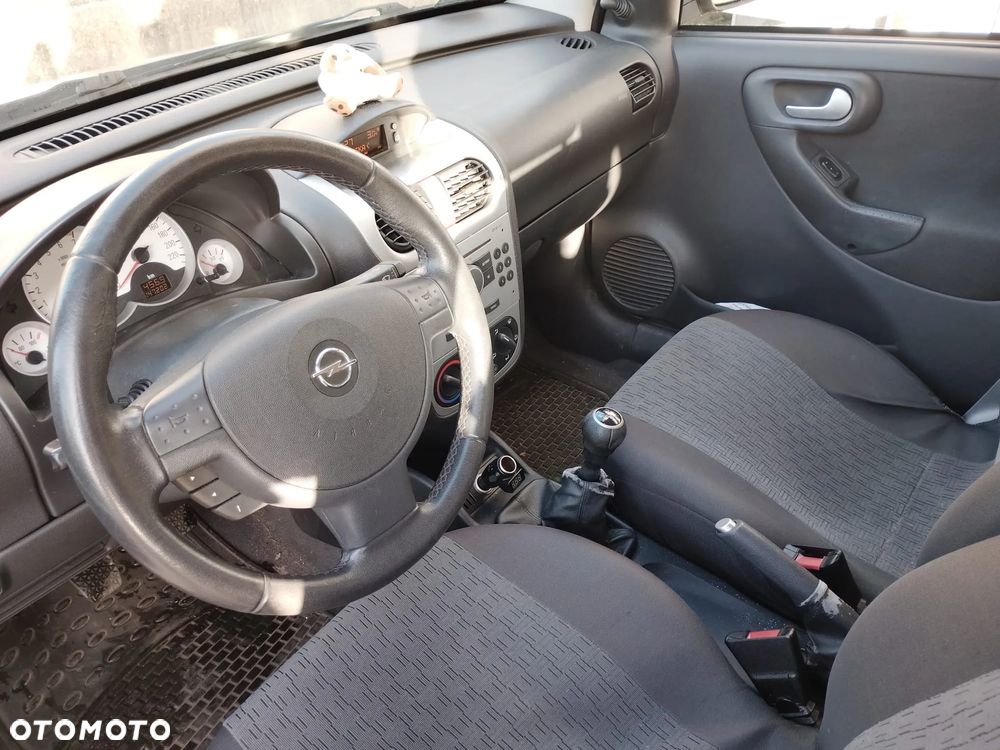 Opel Corsa 1.2 16V Enjoy - 6